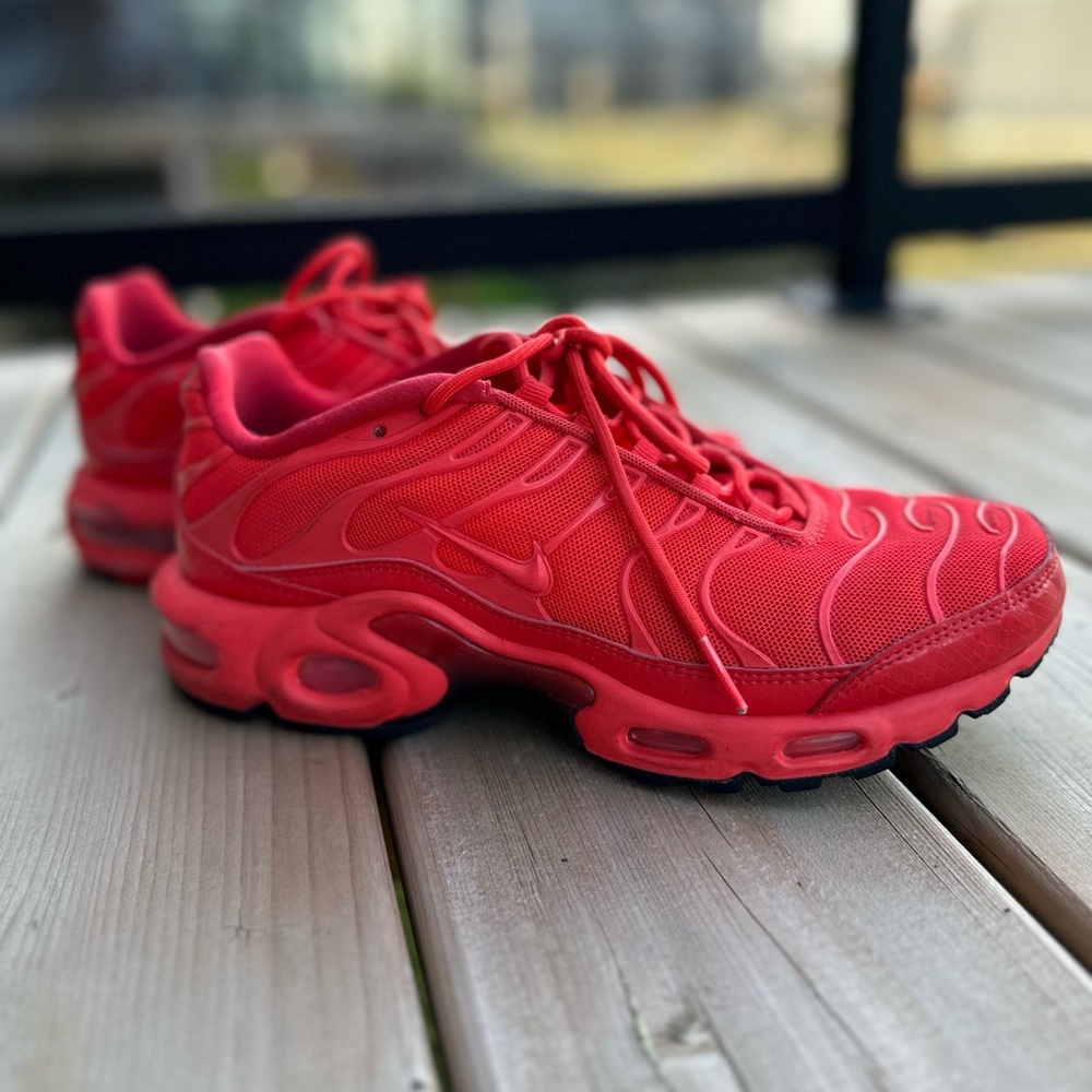 NIKE AIR VAPORMAX